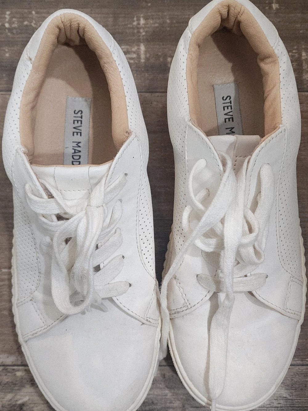 Steve Madden Women's White Lace-Up Casual Sneakers